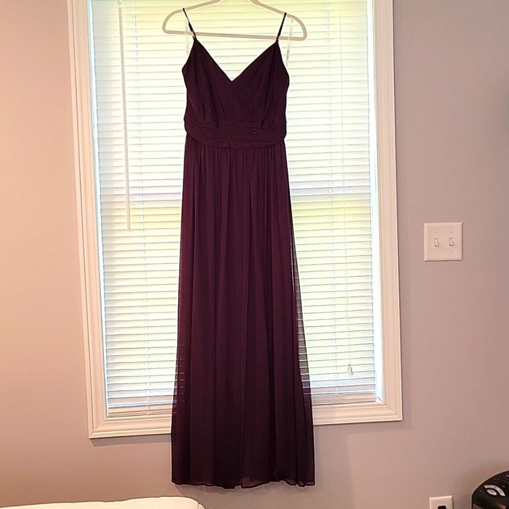 David's Bridal bridemaid dress in plum, size 8